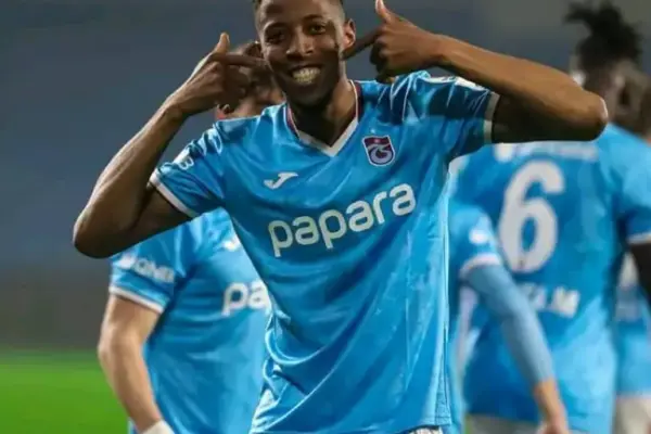 Congolese striker Simon Banza boosts Golden boot hopes with goal in Trabzonspor win