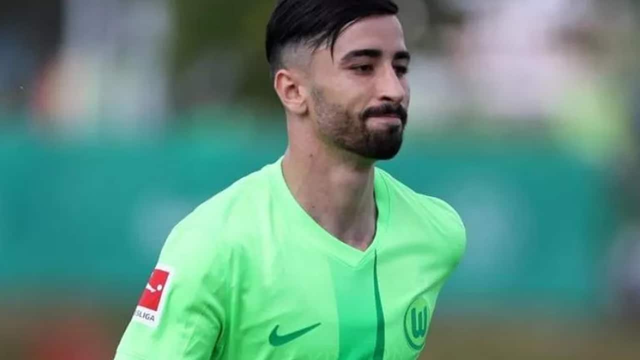 Wolfsburg sets €50 Million price tag on Mohamed Amoura amid transfer interest
