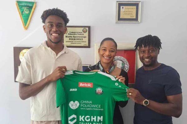 Nwankwo Kanu’s Son, Sean, signs first professional contract in Poland