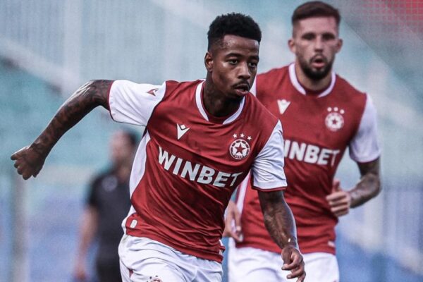 Congolese forward Jason Eyenga Lokilo helps CSKA Sofia stay in title race after late victory