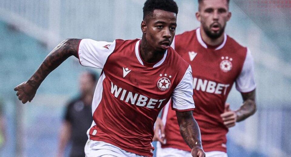 Congolese forward Jason Eyenga Lokilo helps CSKA Sofia stay in title race after late victory