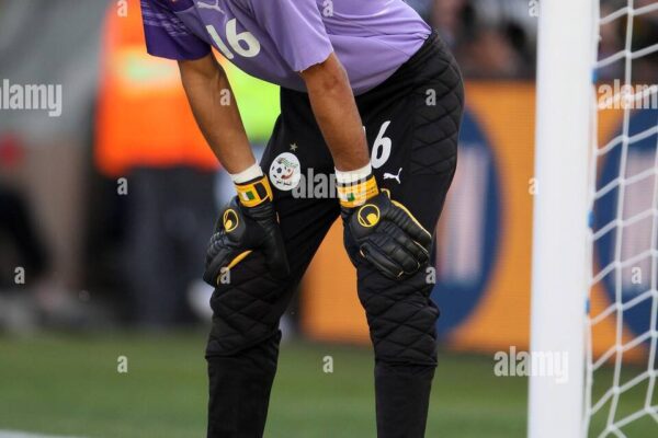 Faouzi Chaouchi Heroics send El Harrach to Algerian Cup semi-finals