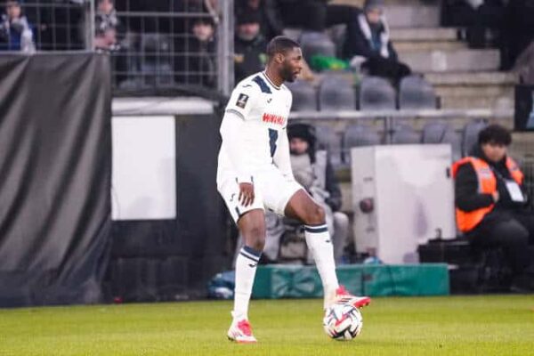 Le Havre concerned as Senegal’s Fodé Ballo-Touré suffers early exit due to injury