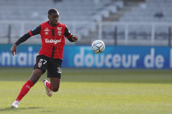 Liverpool eye Mali's Sikou Niakaté as potential Konaté replacement