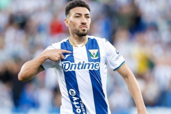 Moroccan international Munir El Haddadi strikes late to rescue point for 10-man Leganés
