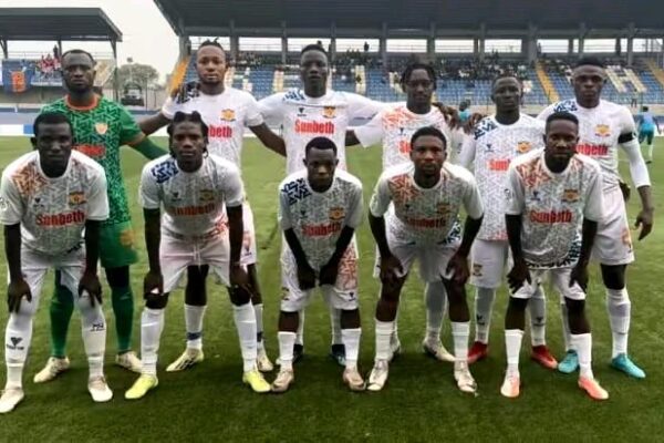 Nigeria Premier Football League: Rivers United narrow gap on leaders as Enyimba triumph in derby showdown