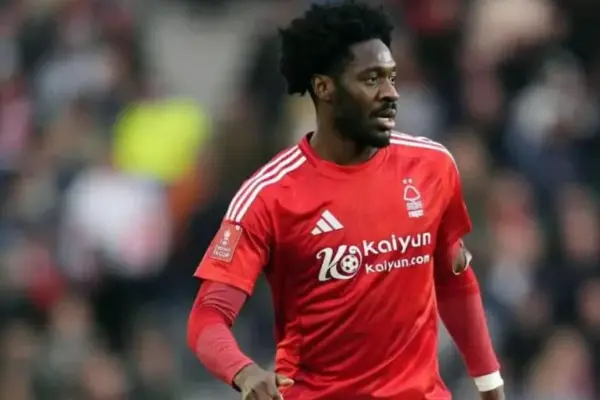 Nigerian full-back Ola Aina forced off with injury as Nottingham Forest face Manchester United