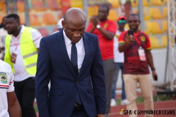 Ghanaian giants Asante Kotoko sack head coach Prosper Narteh Ogum after four-game winless run