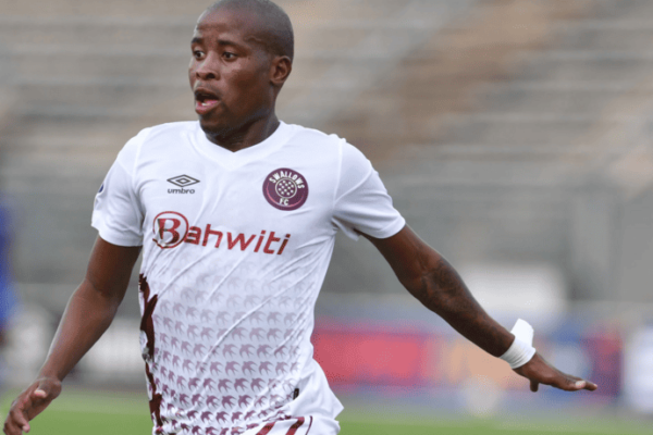 Royal AM duo training with Lamontville Golden after being expelled from South African top-flight