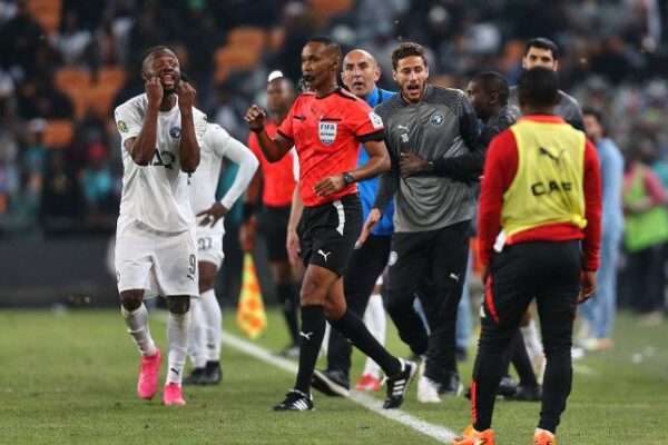CAF Champions League: Former Egypt star explains why Pyramids FC's goal against Orlando Pirates was DISALLOWED