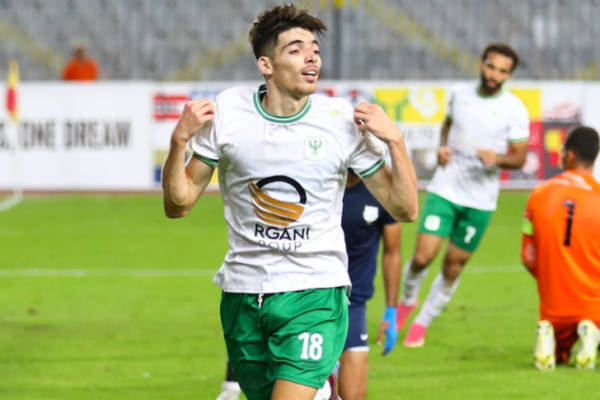 Algerian forward Abderrahim Deghmoum inspires Al Masry to victory before injury concern