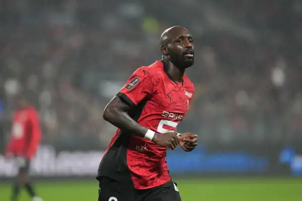 Ivorian midfielder Fofana lashes out at officials following Rennes’ humbling defeat to Lyon