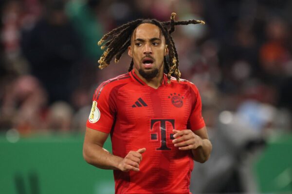Bayern Munich yet to decide on selling Sacha Boey amid Galatasaray interest