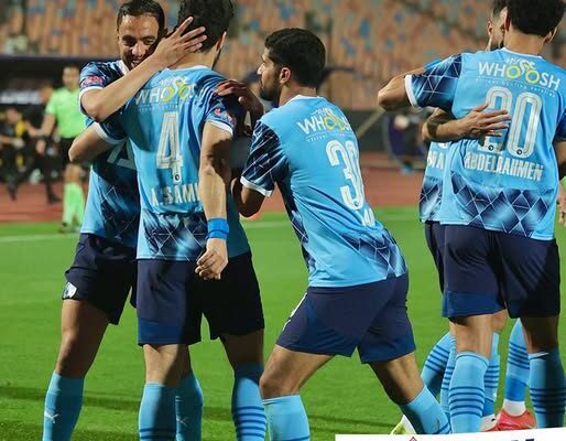 Pyramids FC back in the title fight with Zamalek win