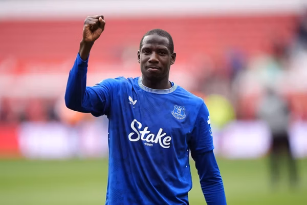 Mali midfielder Doucouré keen to extend Everton stay amid contract uncertainty