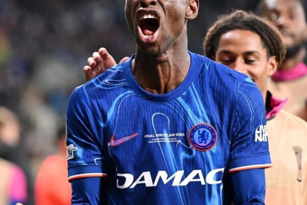 Nicolas Jackson helps Chelsea clinch Europa Conference League title with commanding win over Real Betis