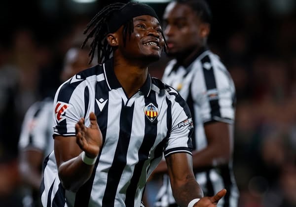 Congolese striker Brian Cipenga scores late goal as Castellón fight for survival in Spains Segunda División Cipenga Castellon12   Congolese striker Brian Cipenga scores late goal as Castellón fight for survival in Spains Segunda División   AfricaSoccercom