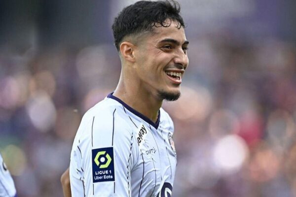 Strasbourg eyes Algerian international Fares Chaïbi as potential Ligue 1 return looms