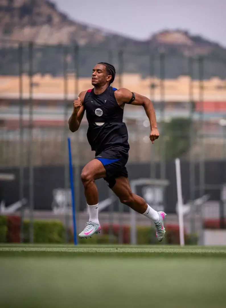 Spanish-Guinea-Bissauan defender Alejandro Baldé returns for Barcelona ahead of crucial Clásico showdown