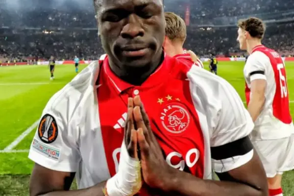 Ghana: Premier League clubs circle Ajax’s Brian Brobbey amid summer transfer buzz