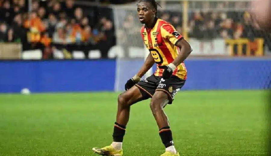 Congolese midfielder Ngal'ayel Mukau targeted by Everton in potential €20m move from Lille