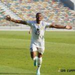South African outfit Kaizer Chiefs weighing up option for acquisition of defender Mxheli Mabuza