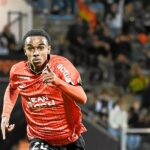 Ex-Orlando Pirates coach Arthur Zwane hails Relebohile Mofokeng’s remarkable performance for club