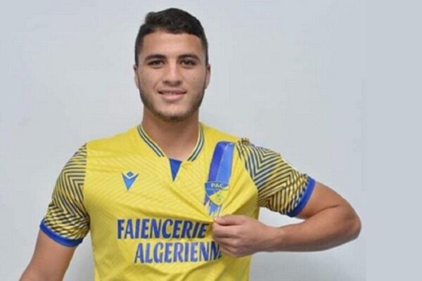 Lille lead race to sign Algerian midfield talent Yacine Titraoui