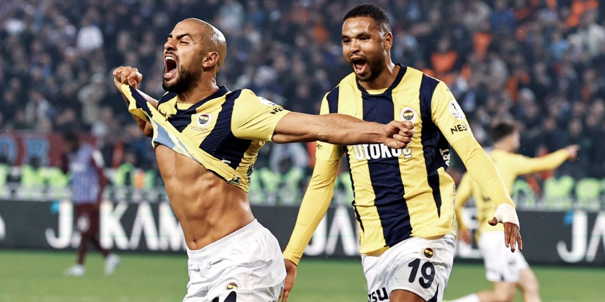 Moroccan midfielder Sofyan Amrabat criticised by Fenerbahçe fans over Dubai holiday post