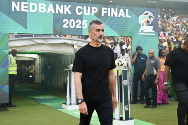 Jose Riveiro to leave Orlando Pirates as head coach, assistant coach takes over on the interim