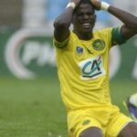 PAPY DJILOBODJI: NAUGHTY NUDGE FROM THE SENEGALESE WHICH WILL COST HIM A NICE SANCTION – VIDEO