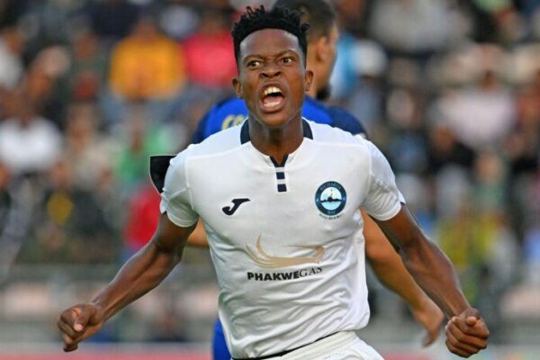 South African outfit Richards Bay tie down Kaizer Chiefs and Orlando Pirates target Yanela Mbuthuma