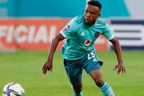 Kaizer Chiefs in advanced talks to sign former Orlando Pirates defender Paseka Mako