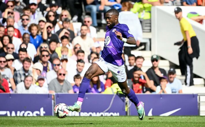 Gabonese striker Shavy Babicka linked with Red Star Belgrade as €4 million offer submitted Gabonese striker Shavy Babicka linked with Red Star Belgrade as €4 million offer submitted   Gabonese striker Shavy Babicka linked with Red Star Belgrade as €4 million offer submitted   AfricaSoccercom