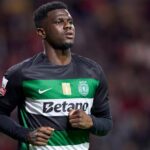 Manchester City and Olympique Lyonnais in talks over Burkinabe right-backIssa Kaboré loan deal