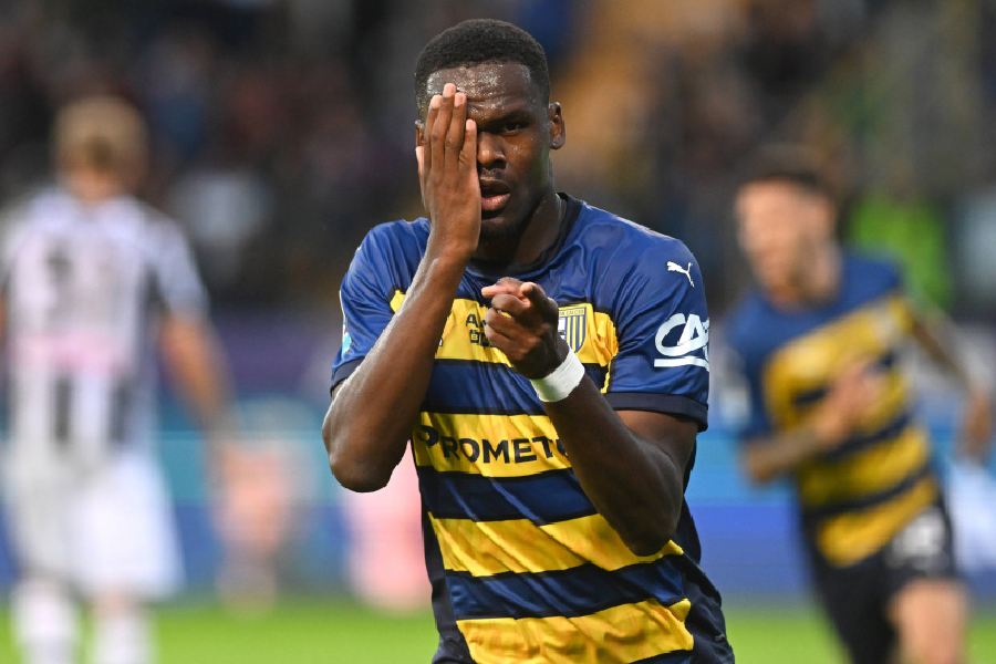 Franco Ivorian striker Ange Yoan Bonny poised to join Inter Milan from Parma Franco Ivorian striker Ange Yoan Bonny poised to join Inter Milan from Parma   Franco Ivorian striker Ange Yoan Bonny poised to join Inter Milan from Parma   AfricaSoccercom