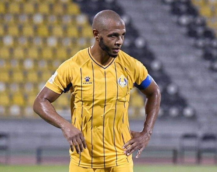 Algerian midfielder Yacine Brahimi extends Al Gharafa stay despite advancing age