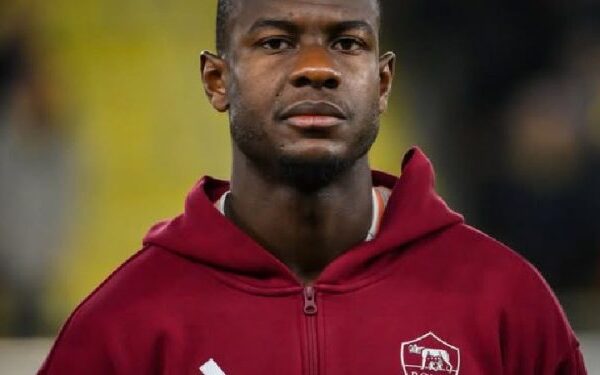 Roma seek exit strategy for Ivorian defender Evan Ndicka amid transfer window activity