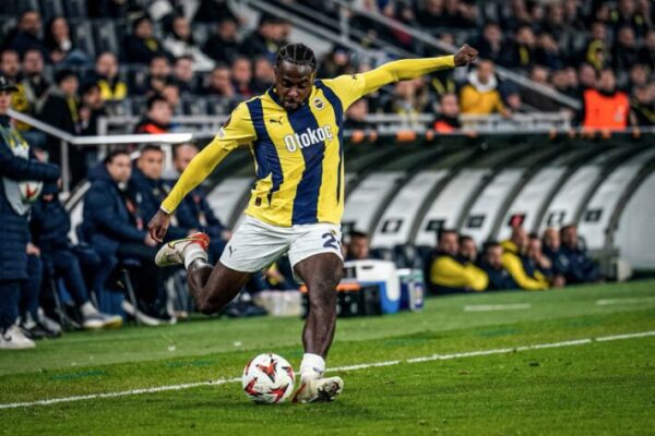 Nigerian defender Osayi‑Samuel in advanced talks with Birmingham City after Fenerbahçe exit