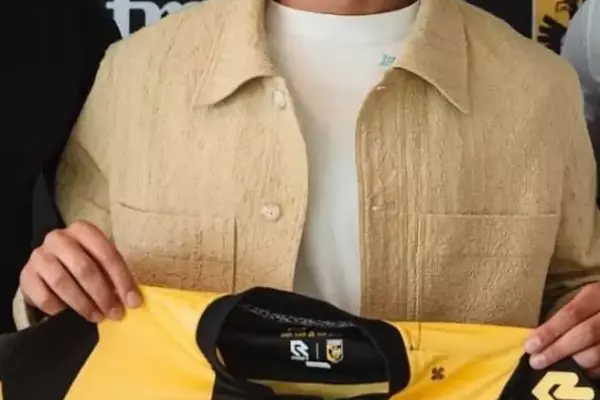 Egyptian‑German midfielder Moustafa Ashraf Moustafa joins Vitesse