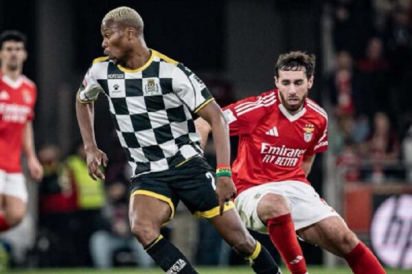 Guinean midfielder Ibrahima Camara "Koeman" in talks with Viktoria Plzen following Boavista's relegation