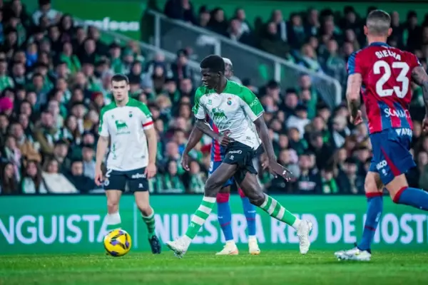 Senegalese midfielder Maguette Gueye scores first goal for Racing de Santander in high-stakes playoff clash