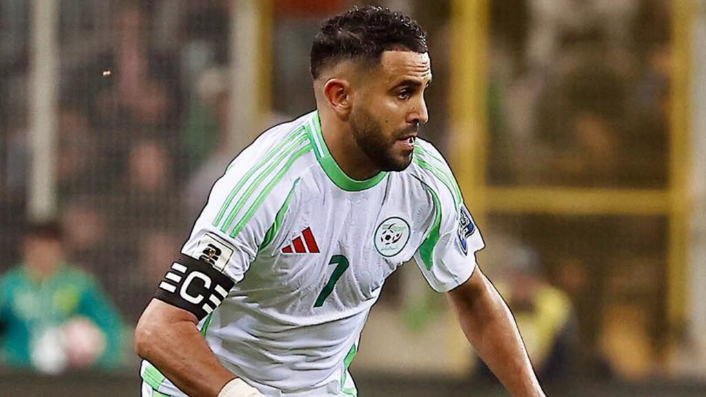Riyad Mahrez defies doubt to reaffirm his loyalty to Algeria Riyad Mahrez defies doubt to reaffirm his loyalty to Algeria   Riyad Mahrez defies doubt to reaffirm his loyalty to Algeria   AfricaSoccercom