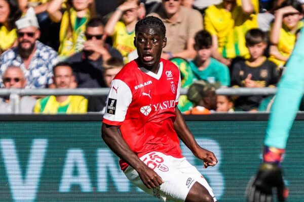 Paris FC close in on deal to sign French-Congolese full-back Nhoa Sangui