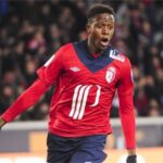 Mandanda: “Sirigu Is Very, Very Strong”