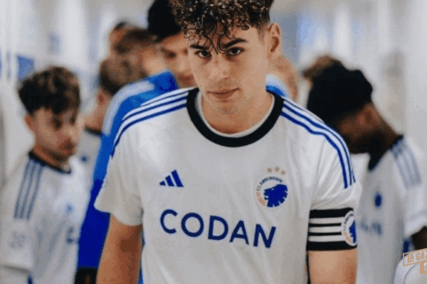 Algerian striker Amin Chiakha draws inspiration from Aït-Nouri’s Manchester City move: “It makes me even hungrier to get there”