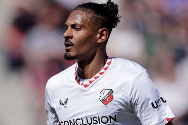 Ivorian striker Sébastien Haller attracts interest from Ligue 1 as Borussia Dortmund exit looms