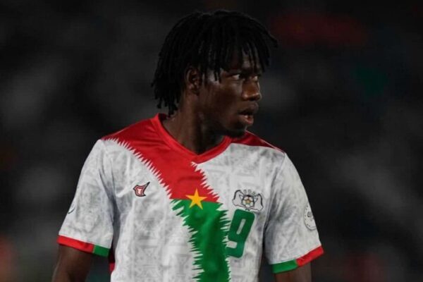 Issa Kaboré resists Lyon loan as Manchester City weigh options for Burkinabe defender