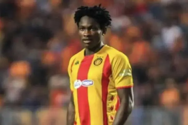 Tunisian giants Esperance ties down Nigerian midfielder Onuche Ogbelu until 2028