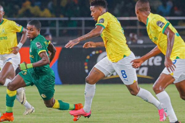 South African outfit Kaizer Chiefs tracking Congolese attacker Maxi Nzengeli